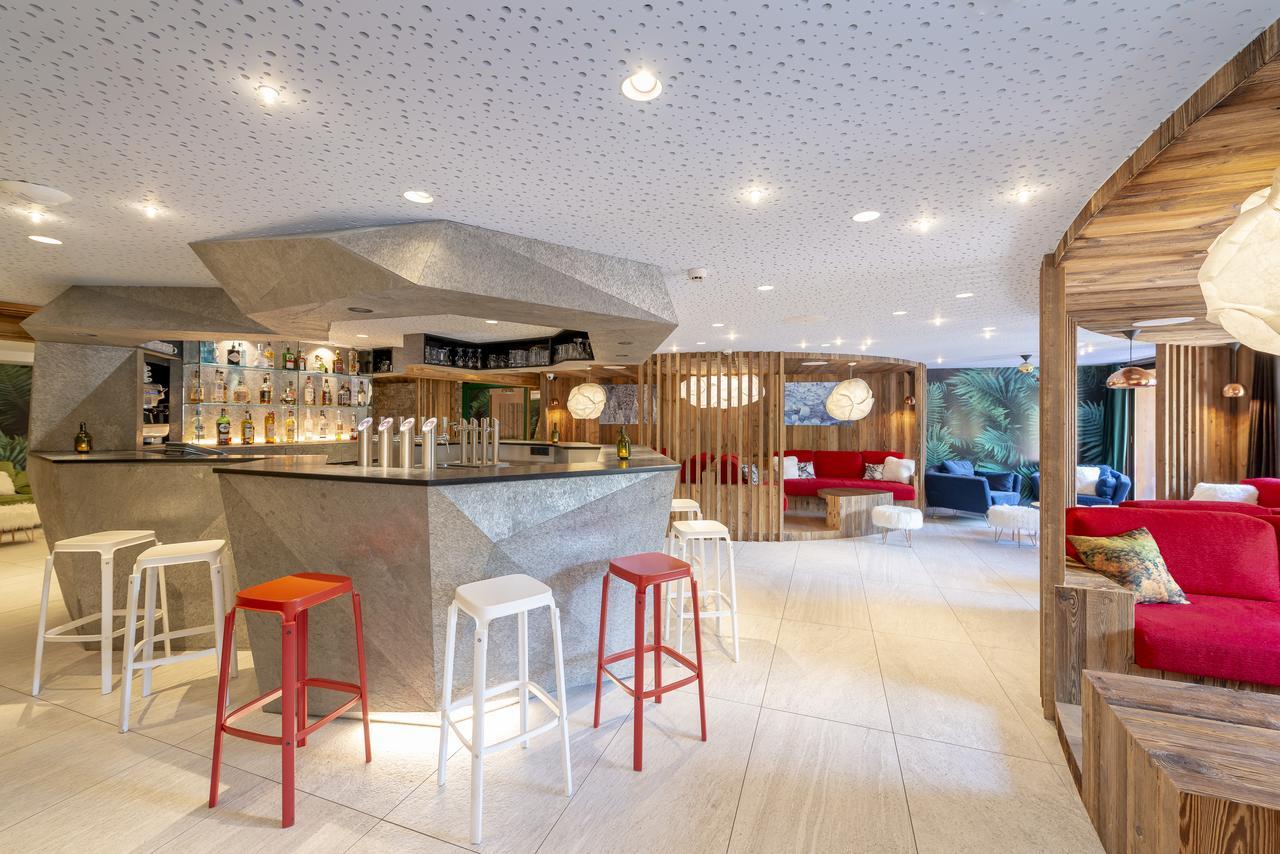 Hotel Eterlou เมรีเบล ภายนอก รูปภาพ